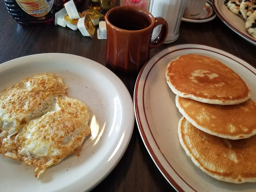 Fried Eggs & Pancakes